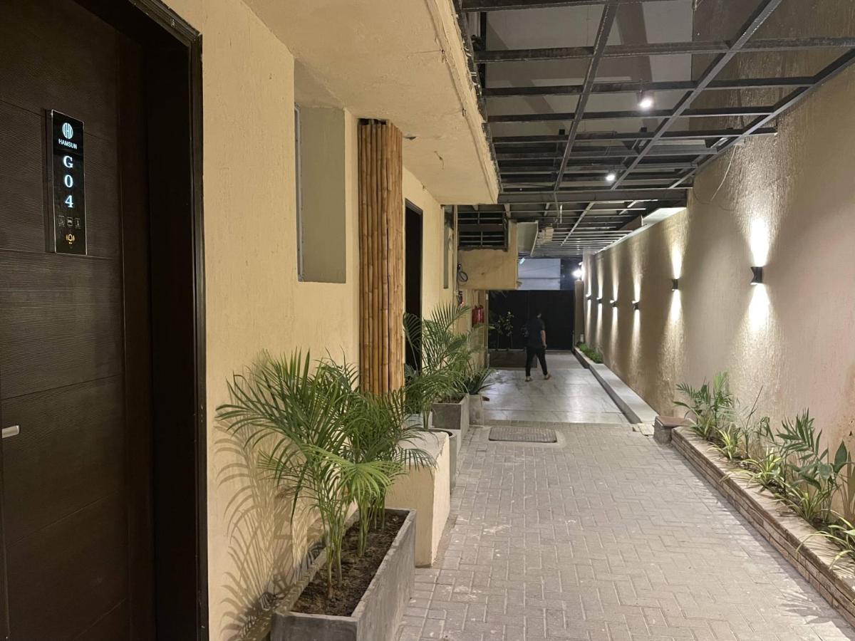 Hamsun Shahrah-E-Faisal Hotel Karachi Exterior photo