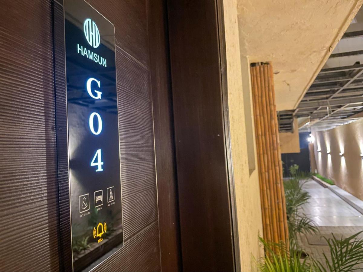 Hamsun Shahrah-E-Faisal Hotel Karachi Exterior photo