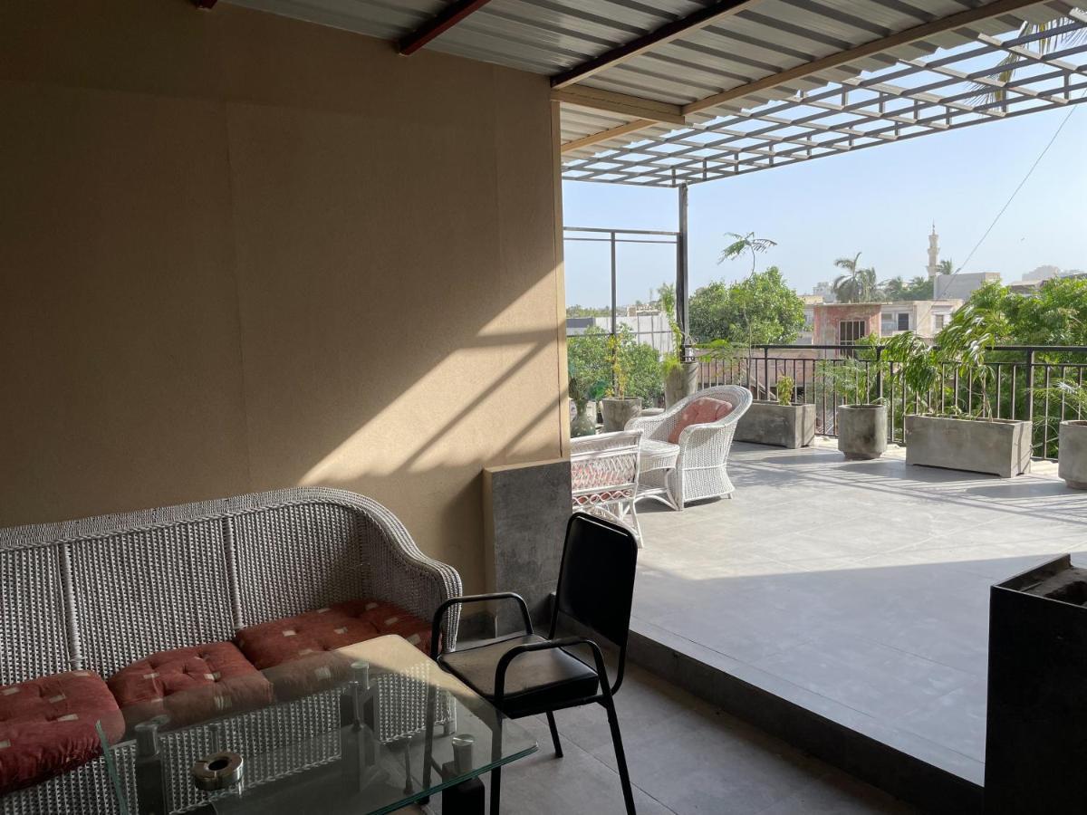 Hamsun Shahrah-E-Faisal Hotel Karachi Exterior photo