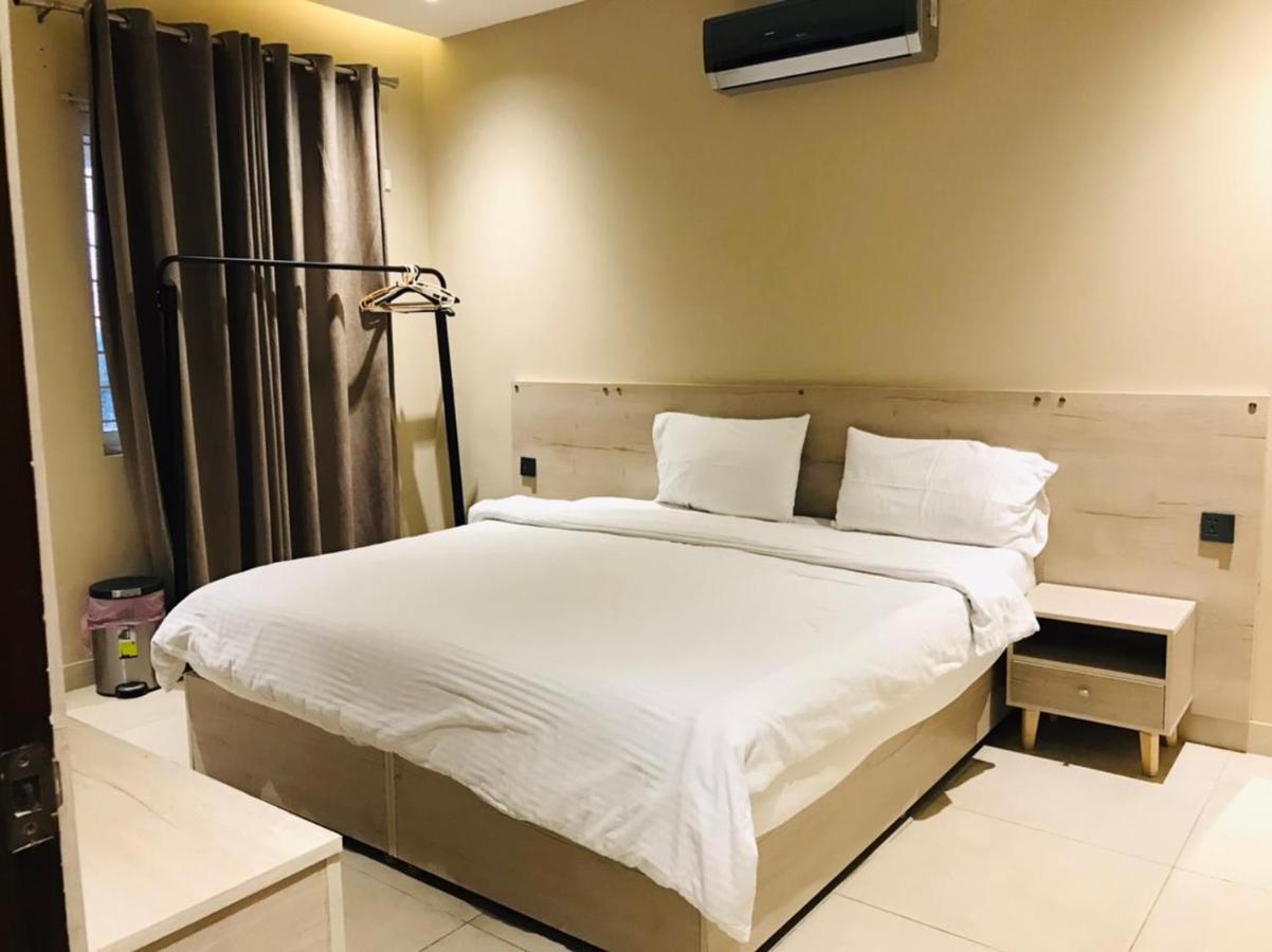 Hamsun Shahrah-E-Faisal Hotel Karachi Exterior photo