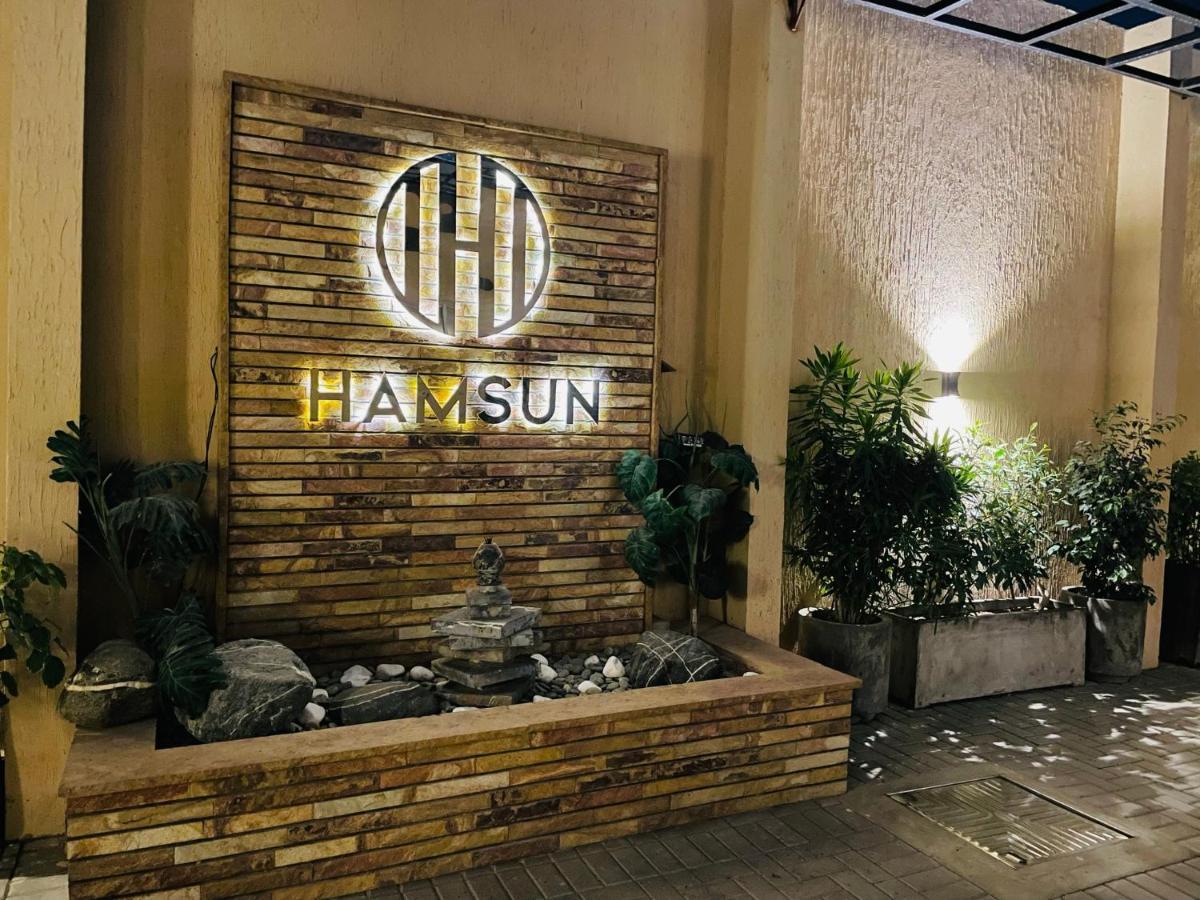 Hamsun Shahrah-E-Faisal Hotel Karachi Exterior photo