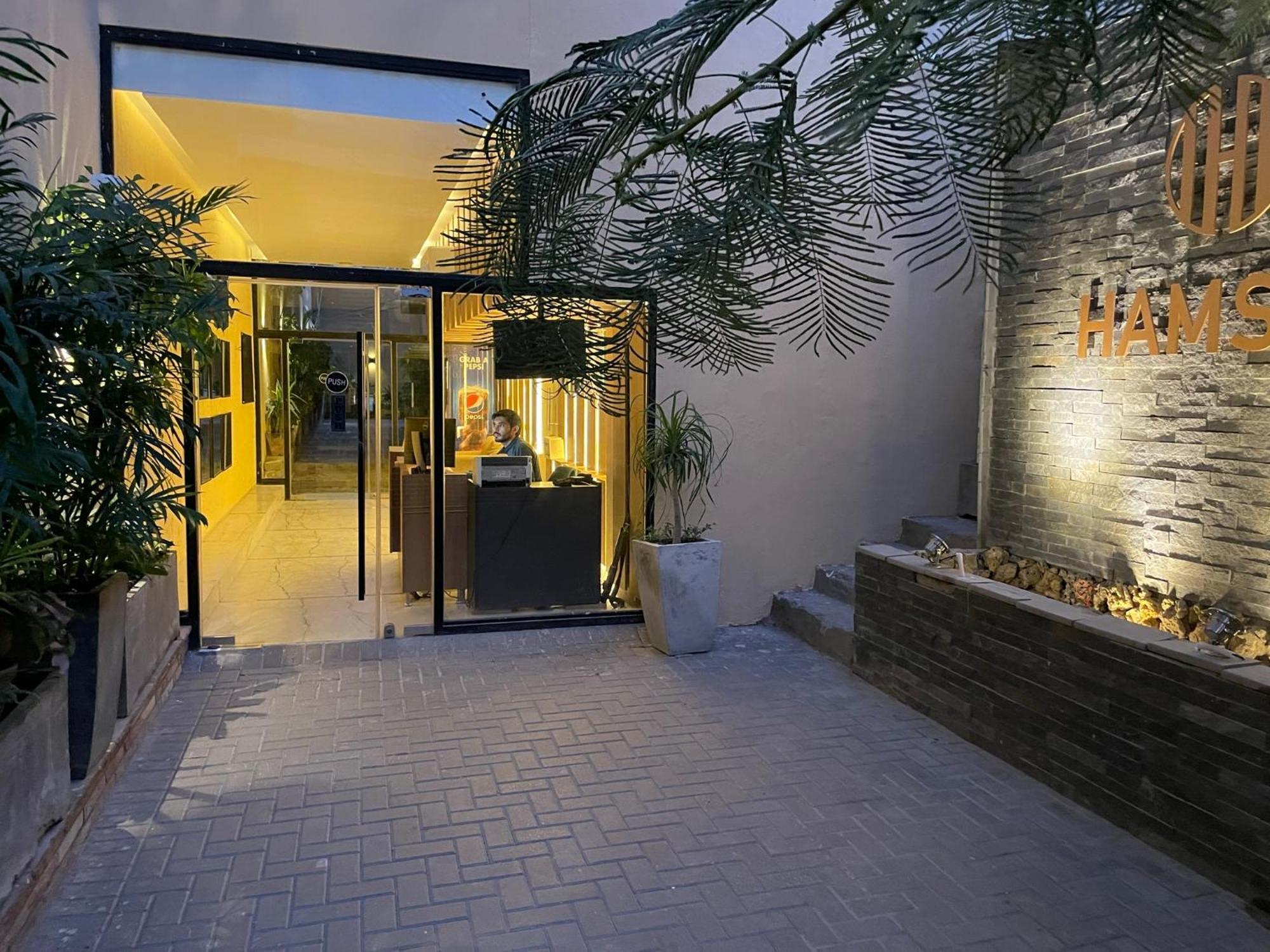 Hamsun Shahrah-E-Faisal Hotel Karachi Exterior photo