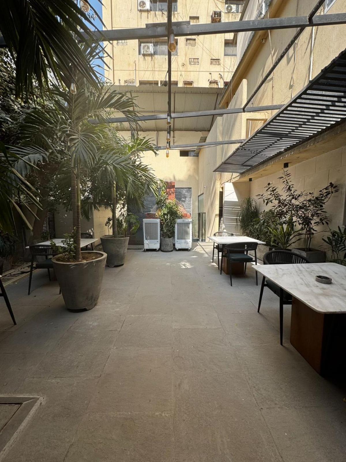 Hamsun Shahrah-E-Faisal Hotel Karachi Exterior photo